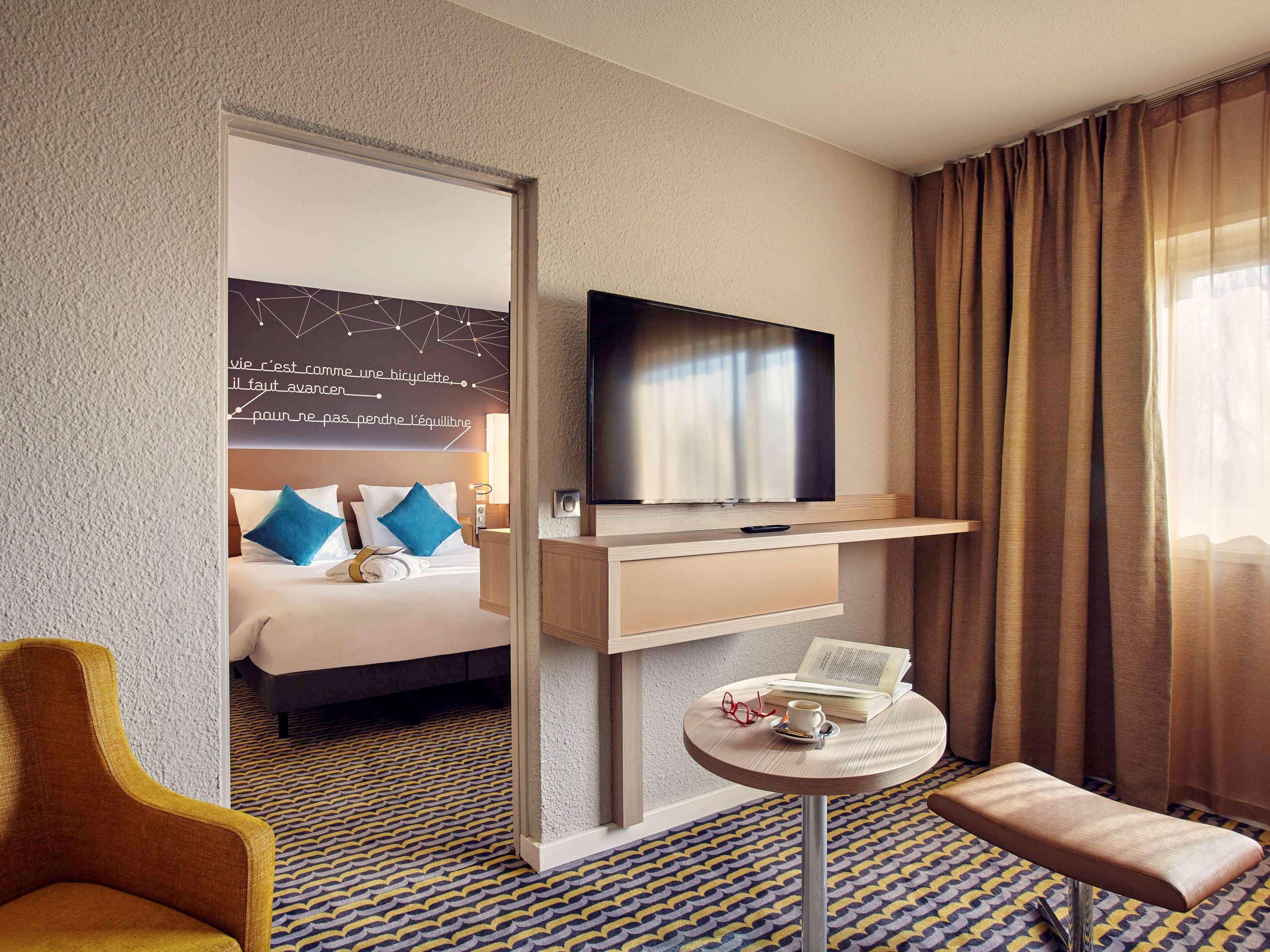 Mercure Paris Sud Les Ulis-Courtaboeuf מראה חיצוני תמונה