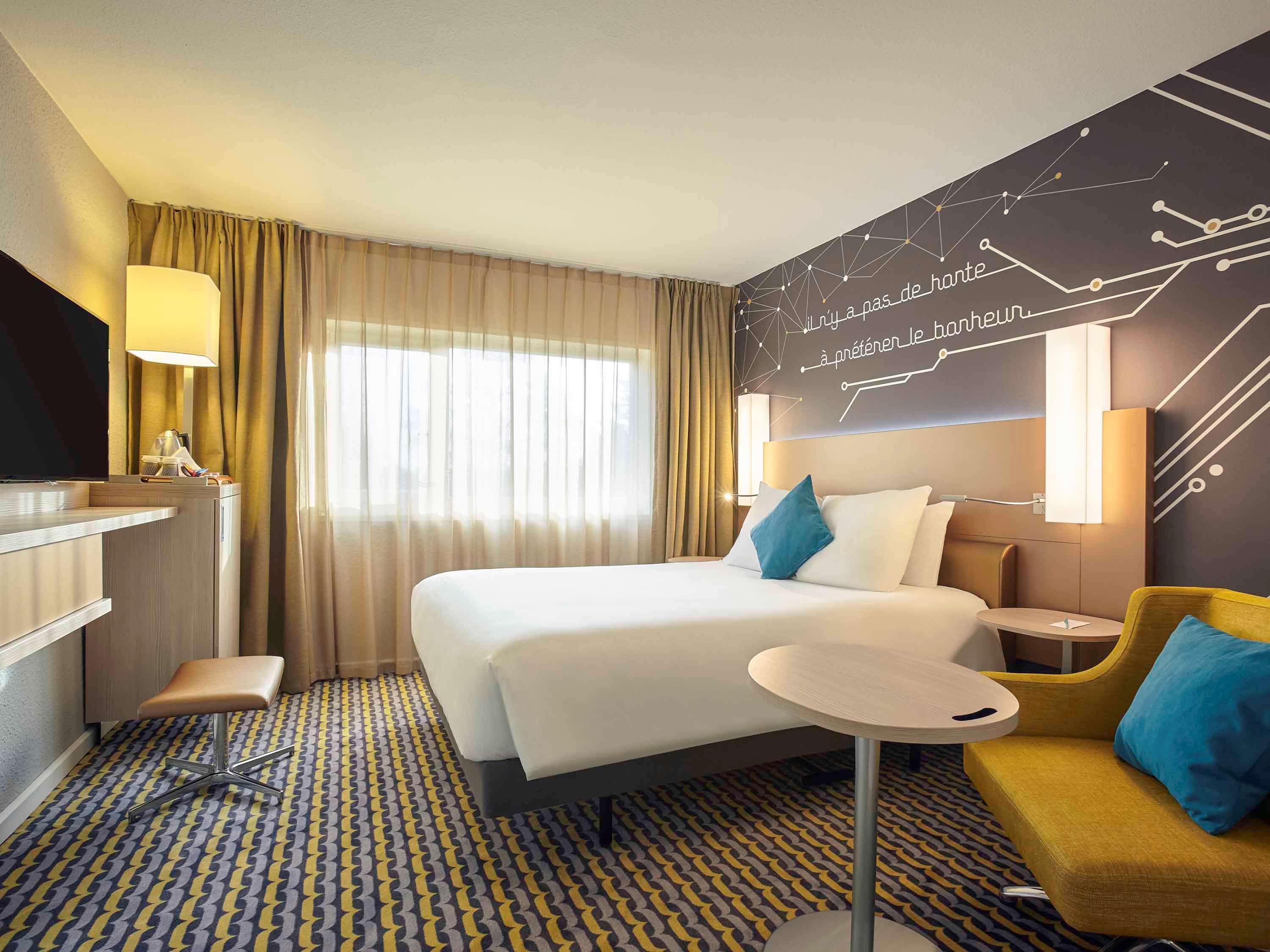 Mercure Paris Sud Les Ulis-Courtaboeuf מראה חיצוני תמונה